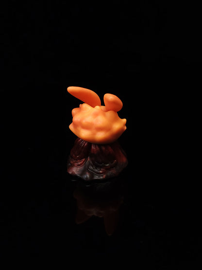 Moth Merchant Squishy, Small/S - GITD