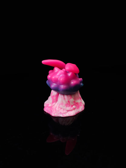 Moth Merchant Squishy, Medium/SS